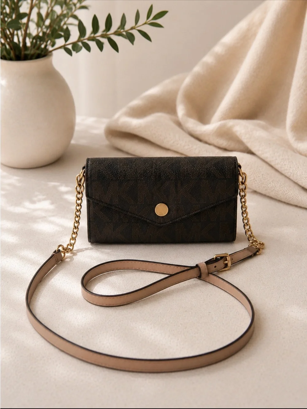 Michael Kors Signature MK Wallet on Chain Envelope Crossbody/Clutch Brown Gold